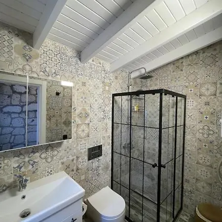 Teeny Weeny - Alacati Hacimemis Apartment *